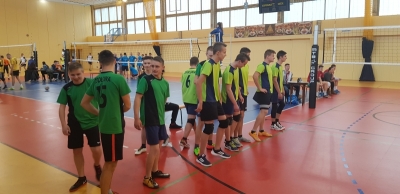 III MIEJSCE W PIŁCE SIATKOWEJ CHŁOPCÓW_3