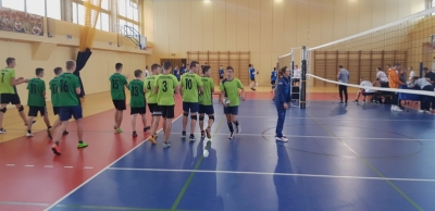 III MIEJSCE W PIŁCE SIATKOWEJ CHŁOPCÓW_8
